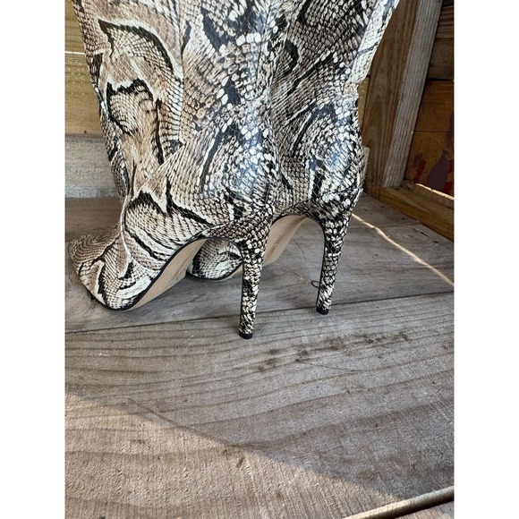 Vince Camuto Fendels Knee High Boots Size 5 Beautiful Snake Print High Heels - Picture 6 of 13